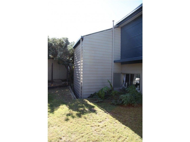 12 Domain Street, Moana SA 5169