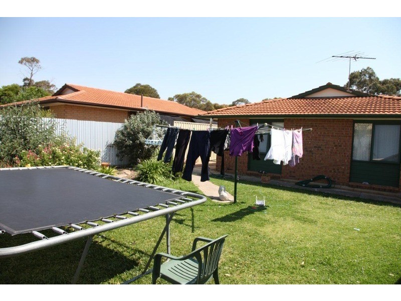 12 Kantalpa Grove, Morphett Vale SA 5162