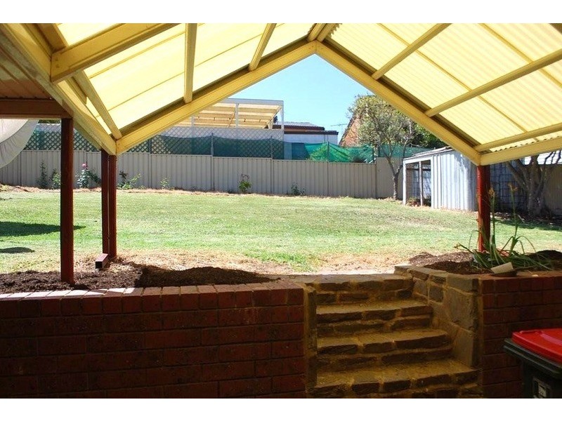 12 Lillian Street, Huntfield Heights SA 5163