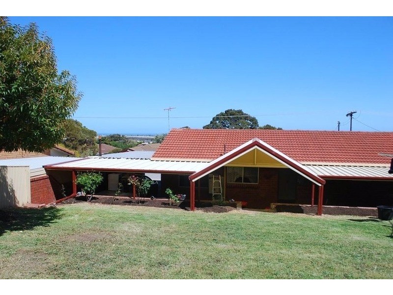 12 Lillian Street, Huntfield Heights SA 5163