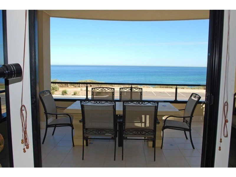 1/240 Esplanade, Seaford SA 5169