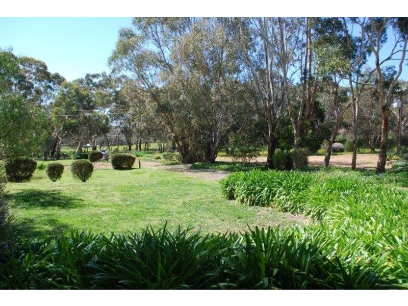 27 Davis Road, Macclesfield SA 5153