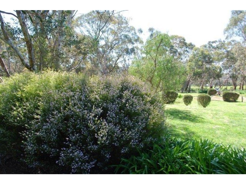 27 Davis Road, Macclesfield SA 5153