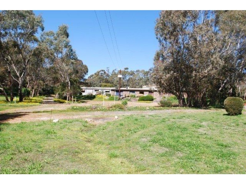 27 Davis Road, Macclesfield SA 5153