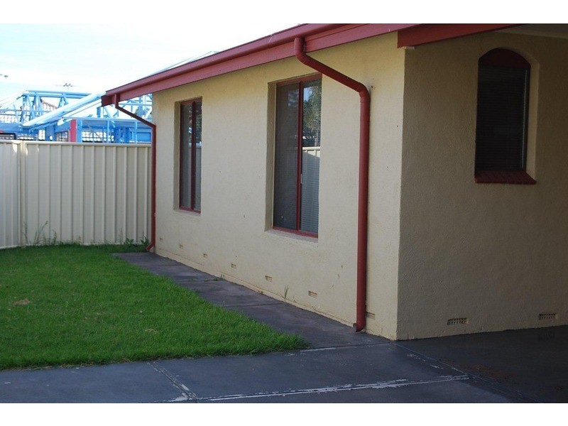 28A Kwinana Crescent, Port Noarlunga South SA 5167