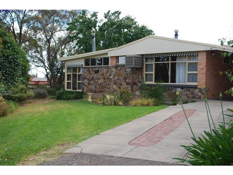 4 Rosa Court, Happy Valley SA 5159