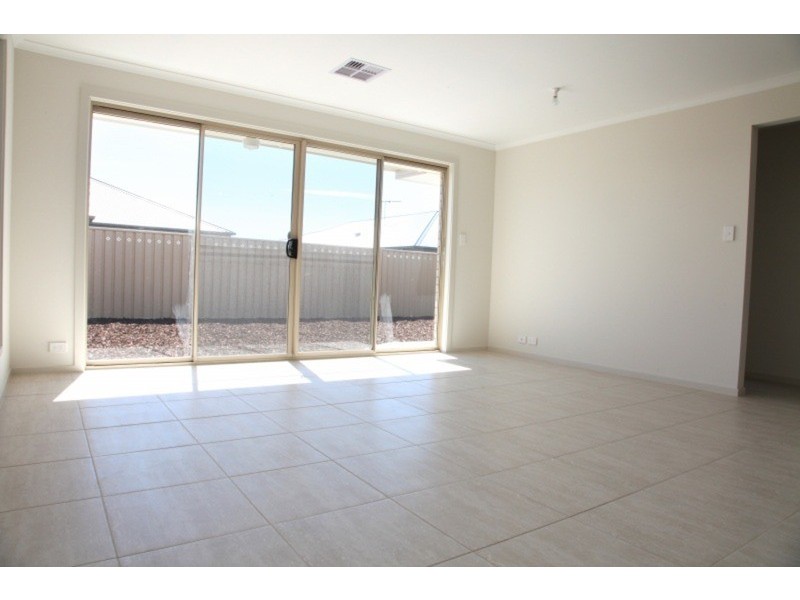 11 Killick Road, Seaford Meadows SA 5169