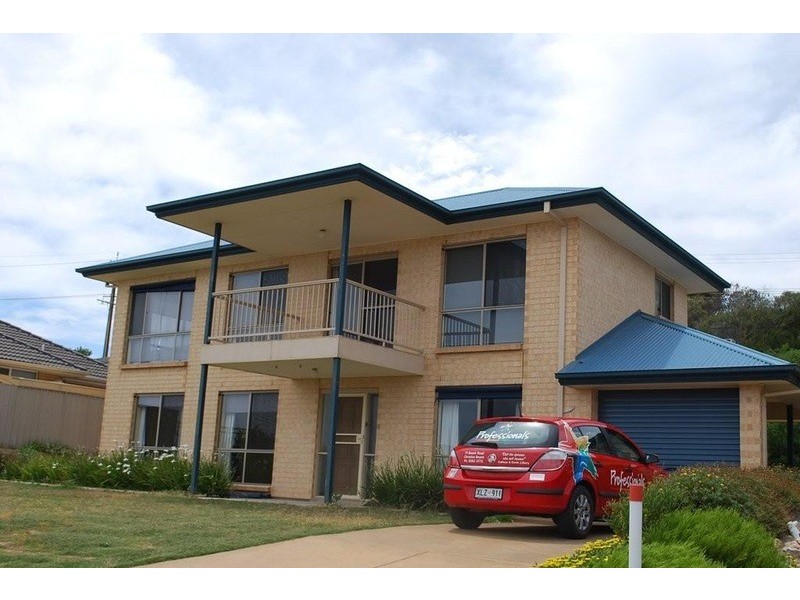 4 Sunset Court, O’sullivan Beach SA 5166