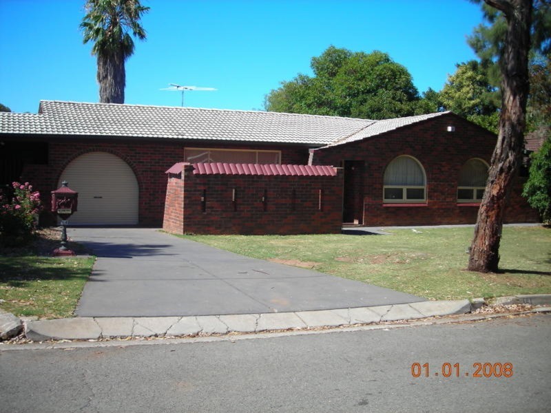 14 Hinkley Road, Morphett Vale SA 5162