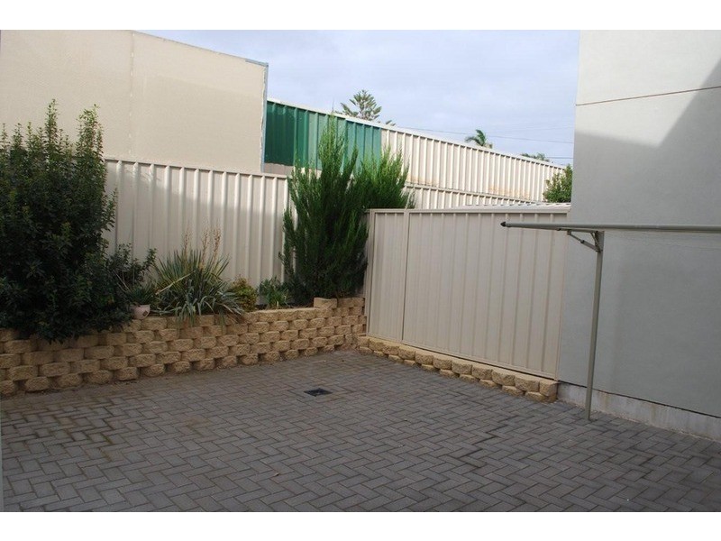 64 Roy Terrace, Christies Beach SA 5165