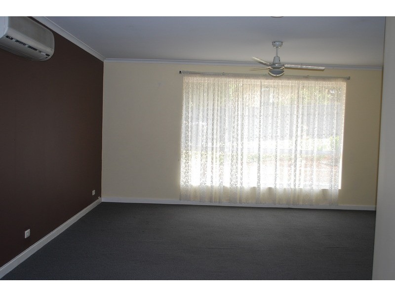 13 Essexvale Avenue, Huntfield Heights SA 5163