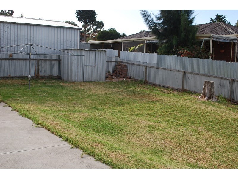 13 Essexvale Avenue, Huntfield Heights SA 5163