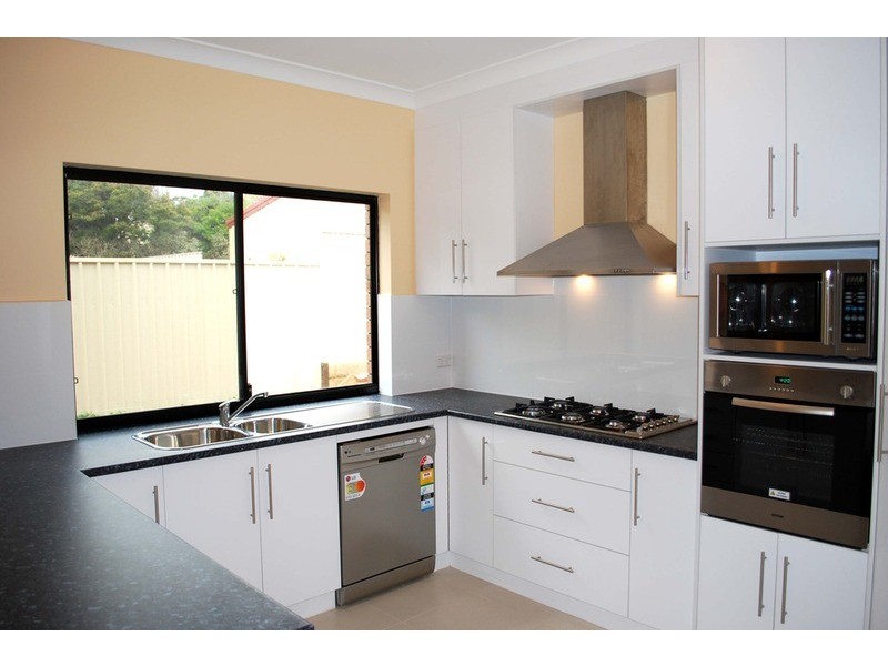 76 Roy Terrace, Christies Beach SA 5165