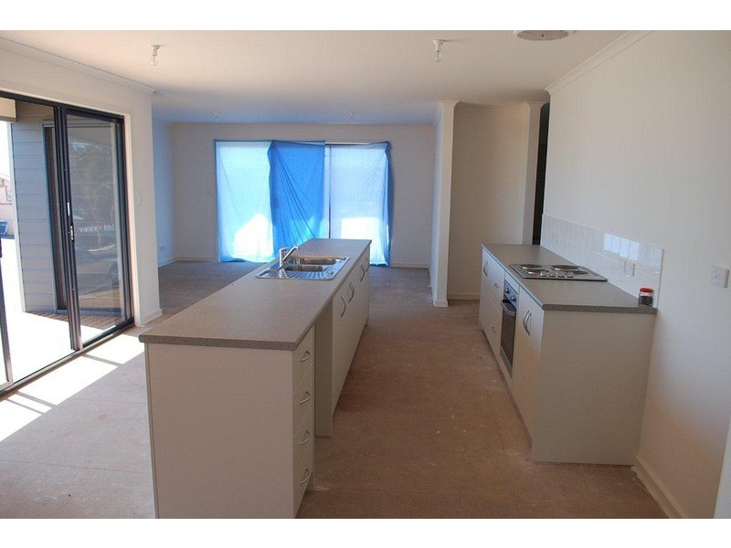 32 Davis Avenue, Christies Beach SA 5165