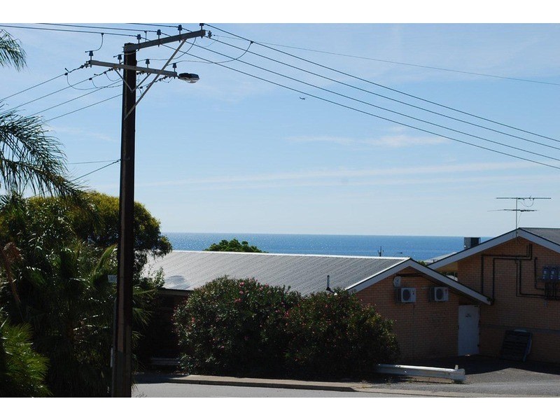 32 Davis Avenue, Christies Beach SA 5165