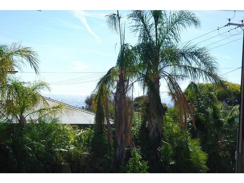 32 Davis Avenue, Christies Beach SA 5165