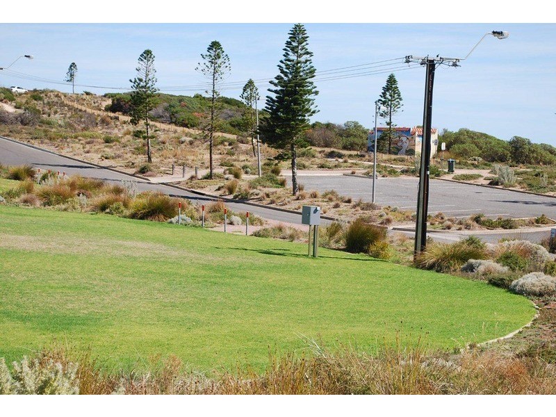 402 Esplanade, Moana SA 5169