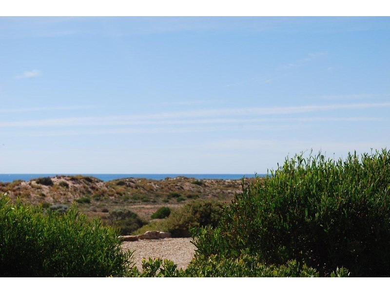 402 Esplanade, Moana SA 5169