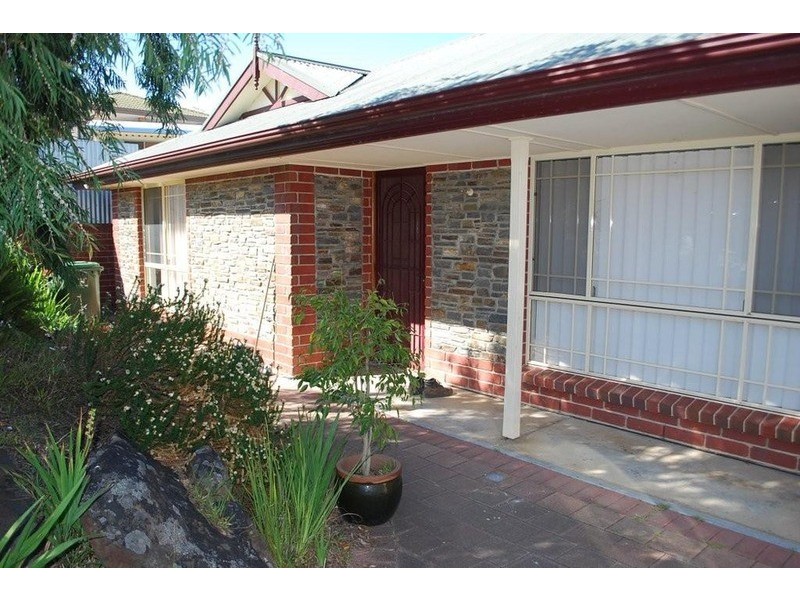 2 Castine Street, Port Noarlunga SA 5167