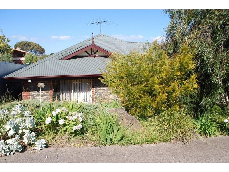 2 Castine Street, Port Noarlunga SA 5167
