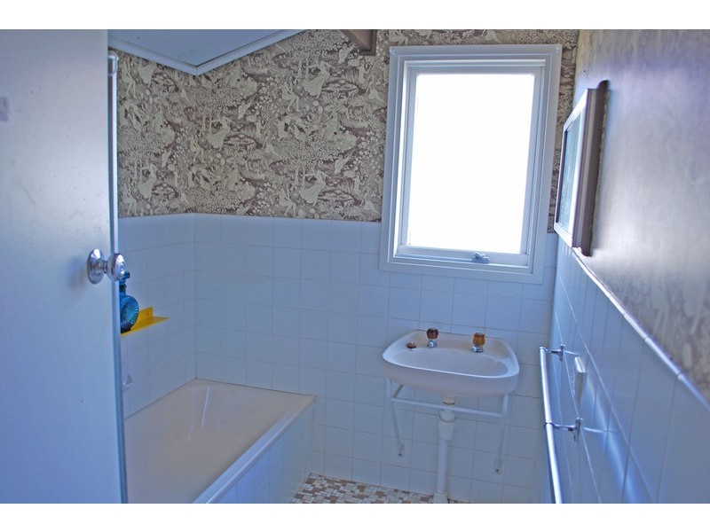 5 Protector Street, O’sullivan Beach SA 5166