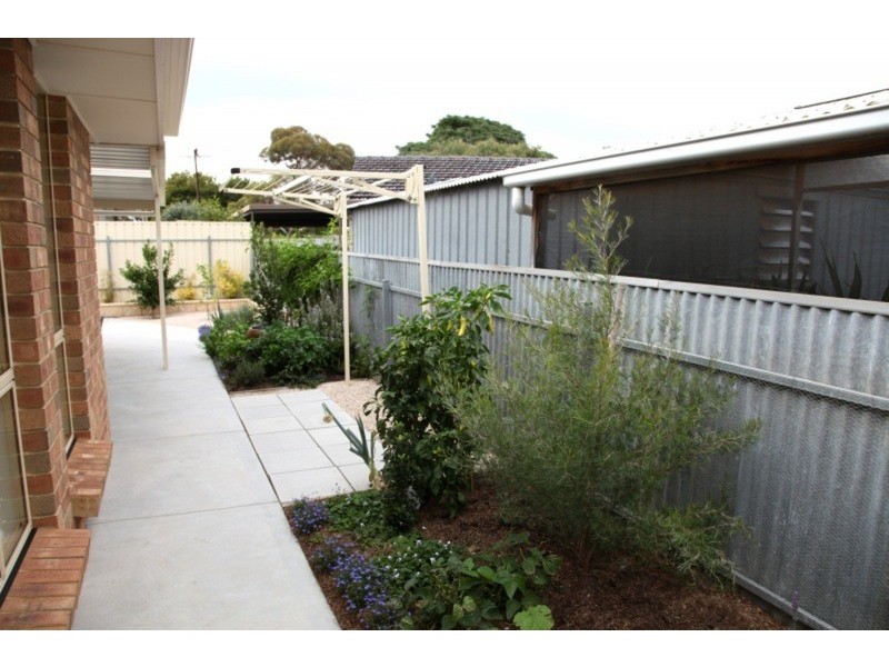 5A Grazing Avenue, Morphett Vale SA 5162