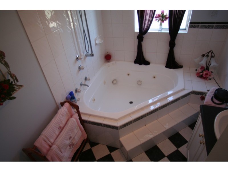 50 Dalkeith Avenue, Seaford Rise SA 5169