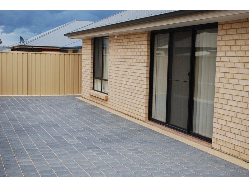 14 Sand Street, Seaford Meadows SA 5169