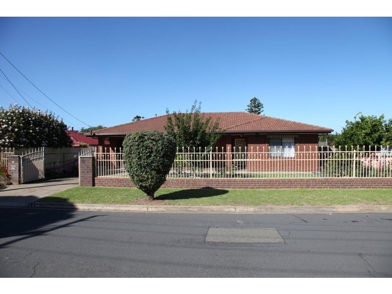 2 Bruce Avenue, Christies Beach SA 5165