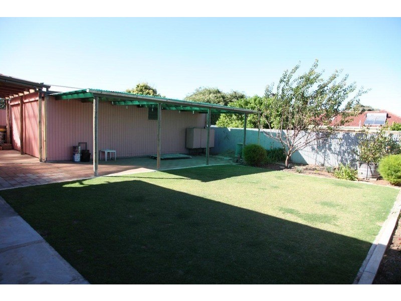 2 Bruce Avenue, Christies Beach SA 5165