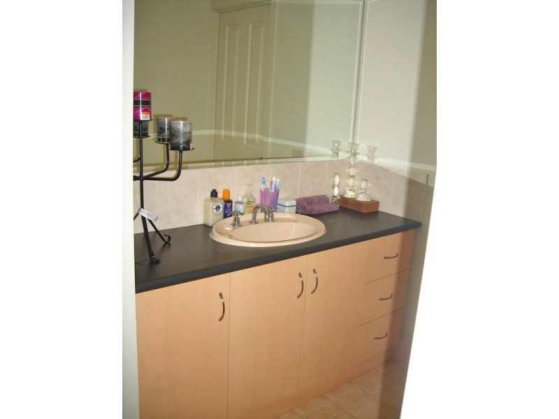 11 Fuschia Street, Huntfield Heights SA 5163