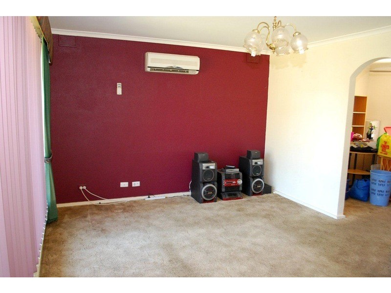 33 Midhurst Avenue, Christie Downs SA 5164