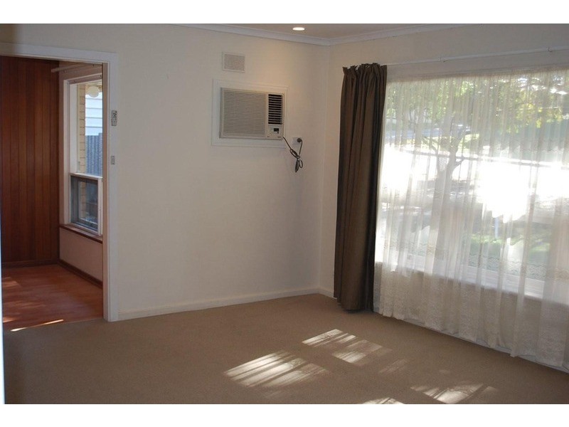 14 Richard Avenue, Hackham SA 5163