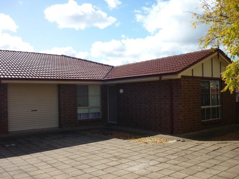 3/11 Buttercup Grove, Morphett Vale SA 5162
