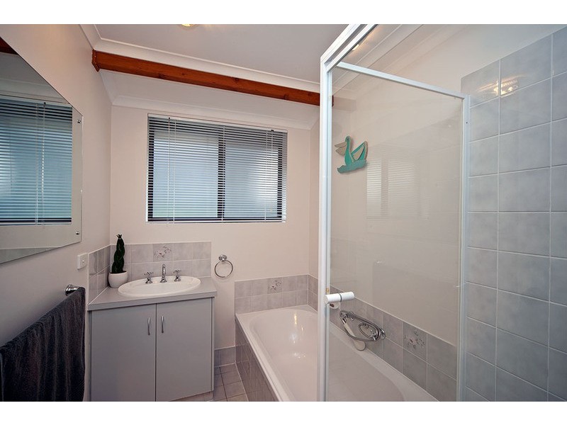 5 Aish Court, Woodcroft SA 5162