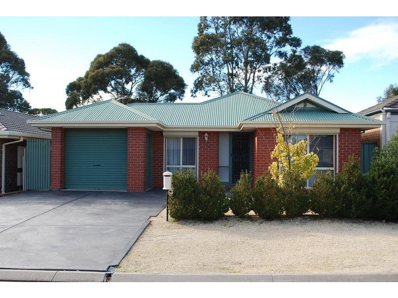 7 Greenbriar Avenue, Happy Valley SA 5159