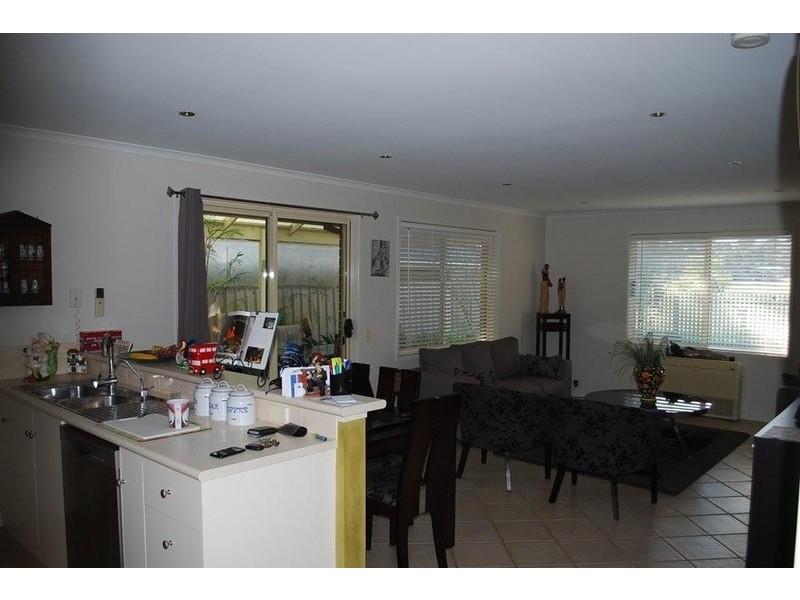 7 Greenbriar Avenue, Happy Valley SA 5159