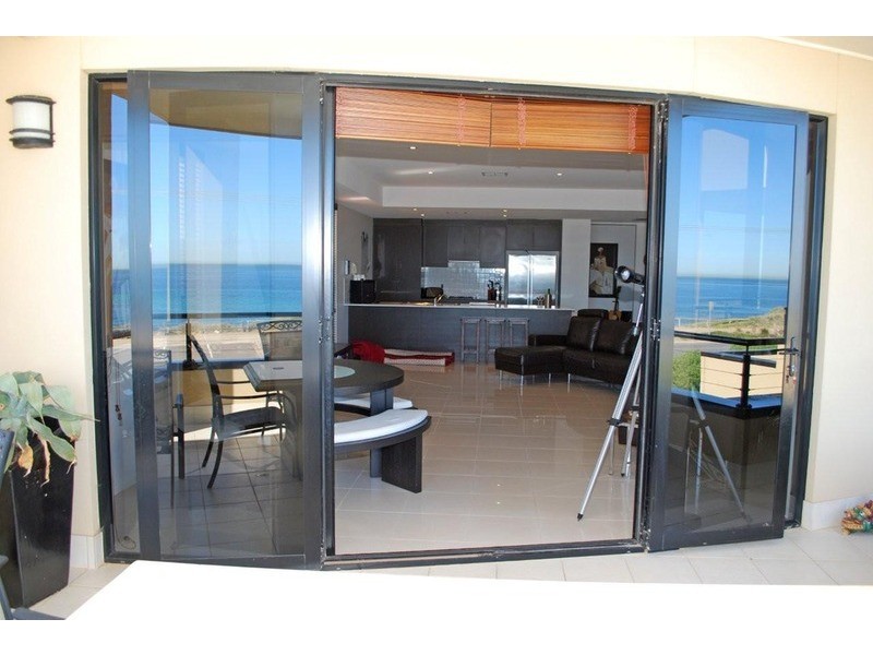 1/240 Esplanade, Seaford SA 5169