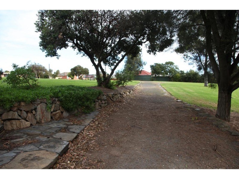 5 Galloway Road, Christies Beach SA 5165