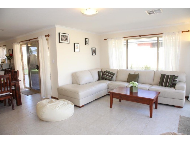 54 South Pacific Drive, Seaford Meadows SA 5169