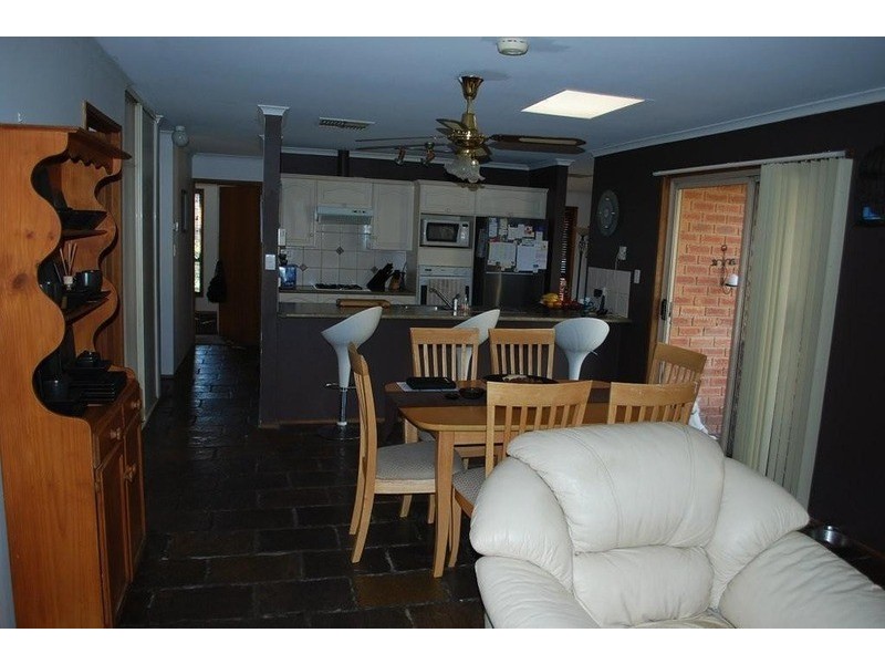 6 Buccaneer Drive, Seaford Rise SA 5169