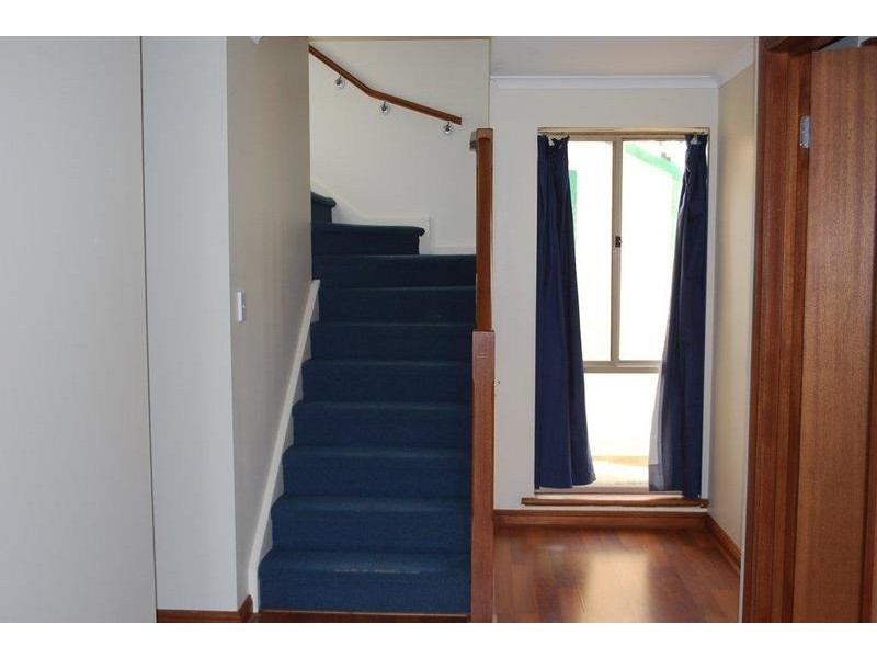 4 Sunset Court, O’sullivan Beach SA 5166