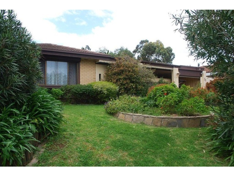 28 Vintners Walk, Hackham West SA 5163