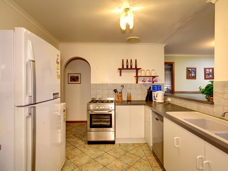 13 St Georges Court, Morphett Vale SA 5162