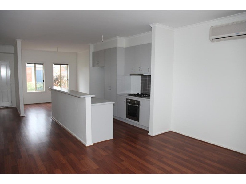 5/27 Moore Road, Reynella SA 5161
