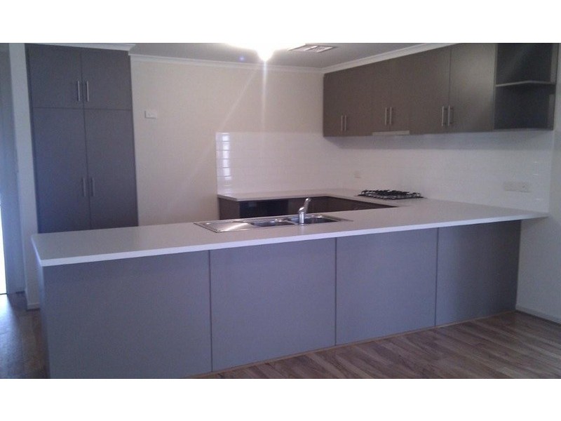 4 Ship Street, Seaford Meadows SA 5169