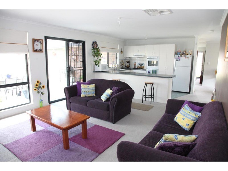 9 Hartland Avenue, Christie Downs SA 5164