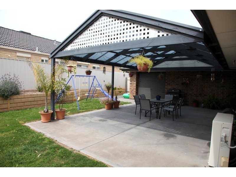 9 Hartland Avenue, Christie Downs SA 5164