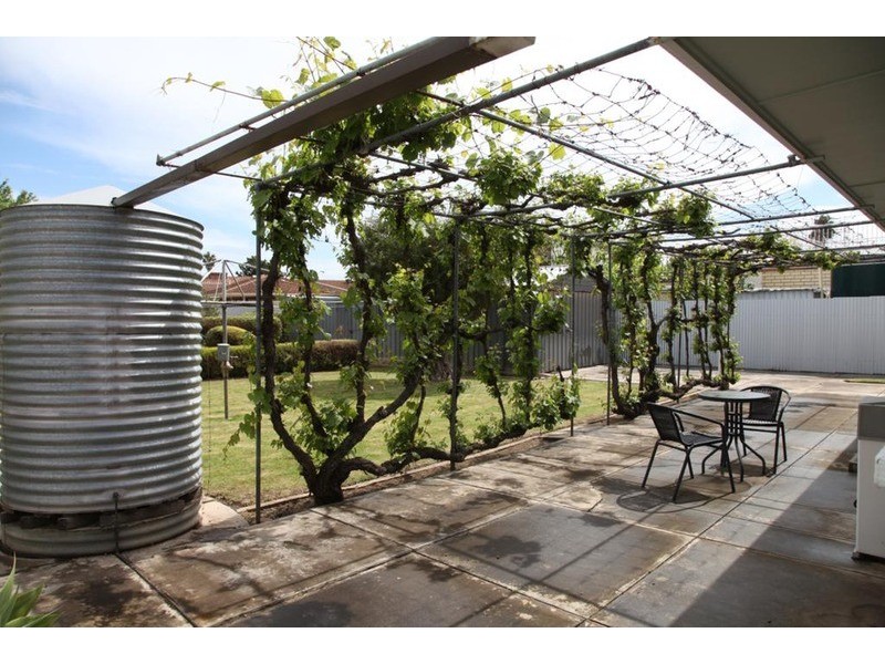 24 Clifford Street, Brooklyn Park SA 5032