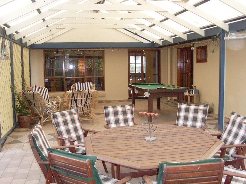 13 Shakes Crescent, Hallett Cove SA 5158